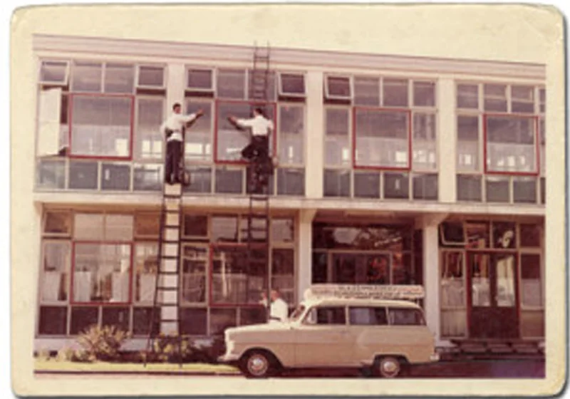 Glazenwasser Bussum Schoonmaakbedrijf Don van Erven